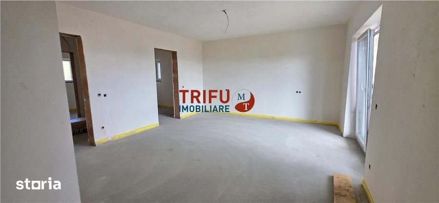 Casă cu 4 camere cu Teren 600 Mp în Tolstoi