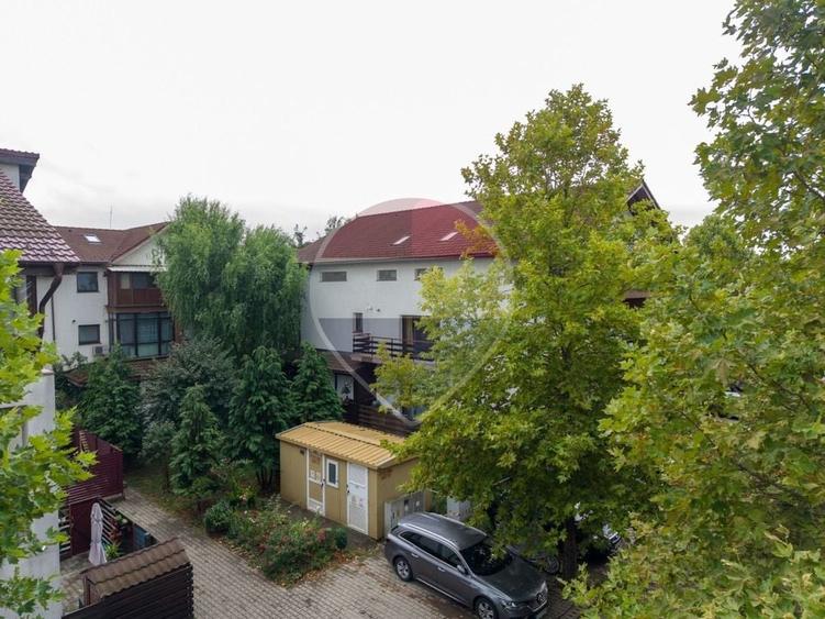 Apartament cu 3 camere semidecomandat în Sânpetru