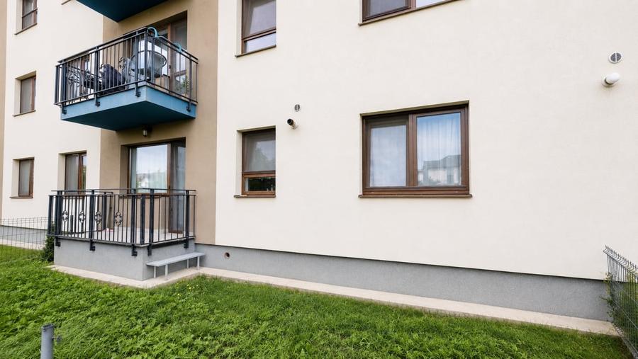 Apartament cu 2 camere decomandat, mobilat în Tractorul