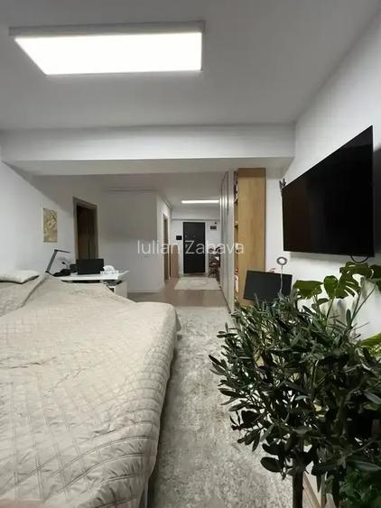 Studio de 59 mp mobilat utilat lux terasă de 23 mp Universitate adiacent