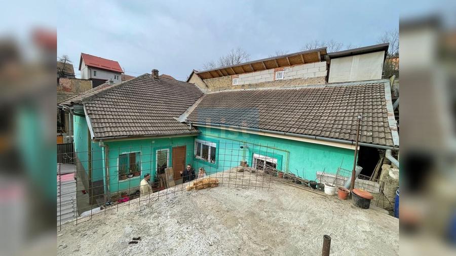 Casă cu 3 camere cu Teren 190 Mp în Muncitoresc