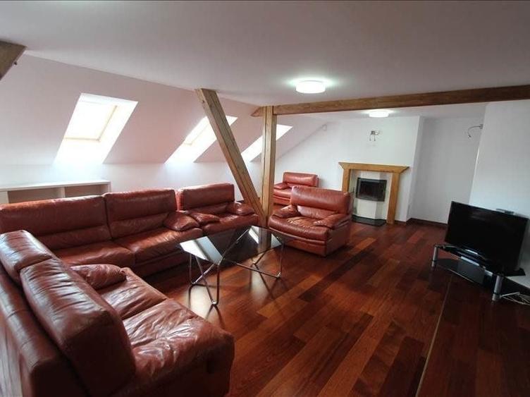 Apartament cu 2 camere decomandat, mobilat în Ultracentral