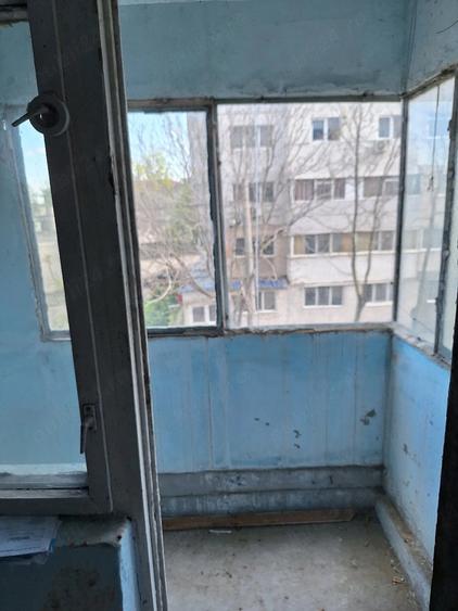 Garsonieră decomandată în Exterior Vest