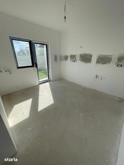 Casă cu 3 camere cu Teren 330 Mp în Central