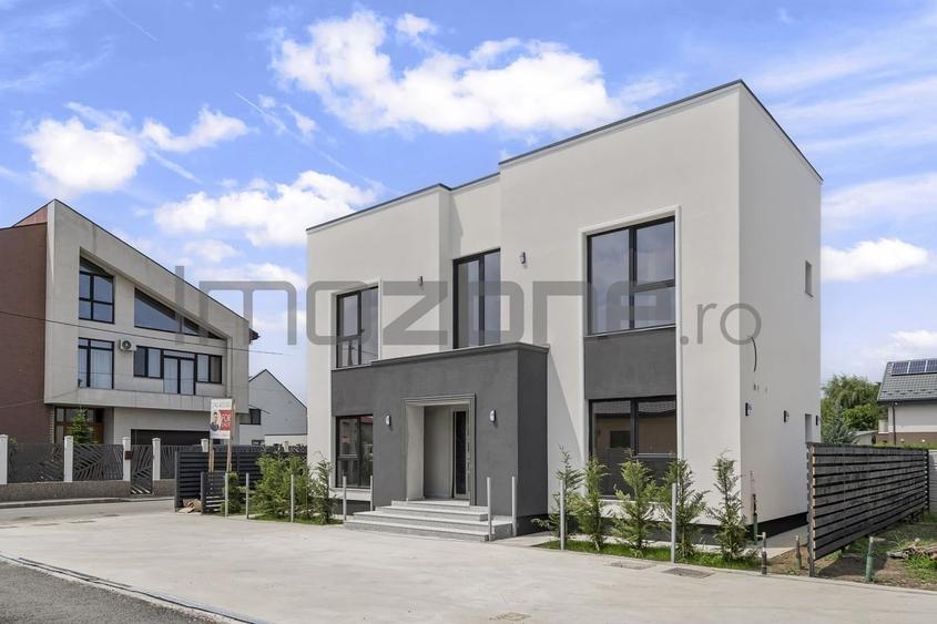 Casă cu 4 camere cu Teren 350 Mp în Ferme