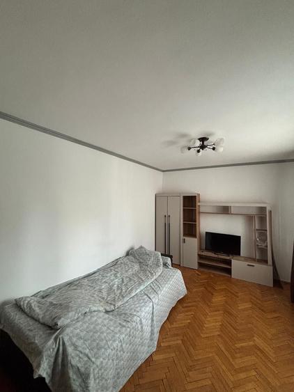 Apartament cu 2 camere decomandat în Ștefan cel Mare