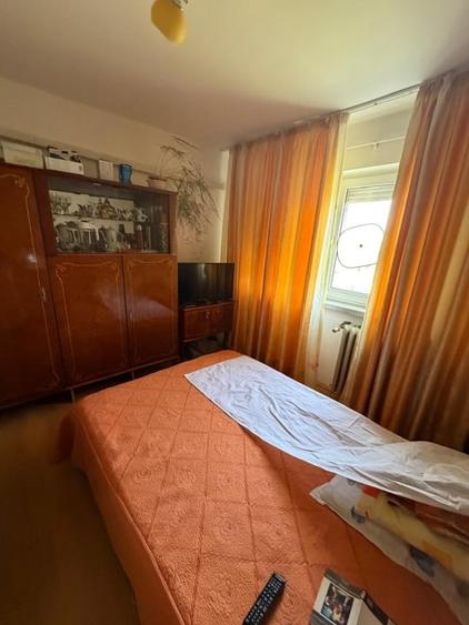 Garsonieră decomandată, mobilată în Cornitoiu