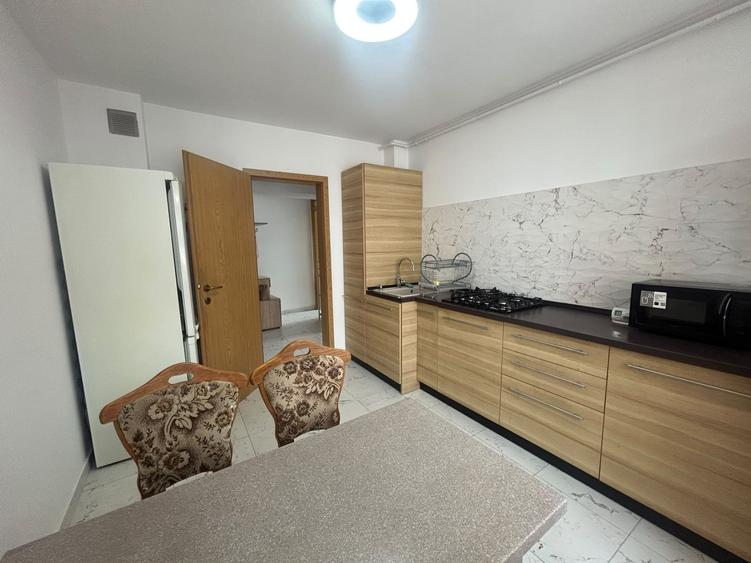Apartament cu 2 camere decomandat, mobilat în Gării