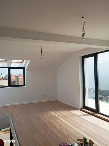 Vila Tunari str. Paris, 5 camere, curte 300 mp, 400 mp construiti - 13