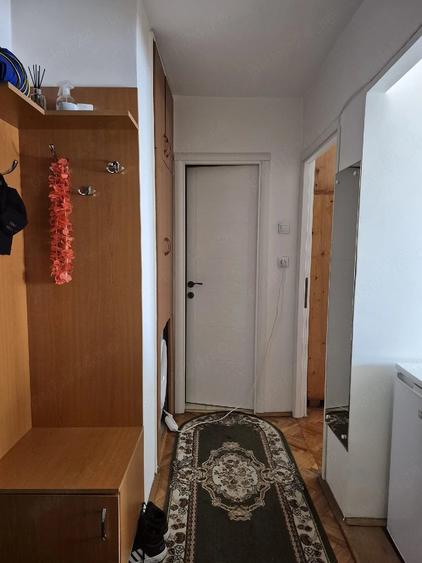 Apartament cu 2 camere decomandat în Exterior Vest