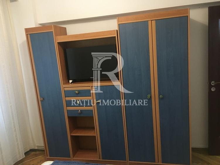 Apartament cu 2 camere decomandat, mobilat în Ultracentral