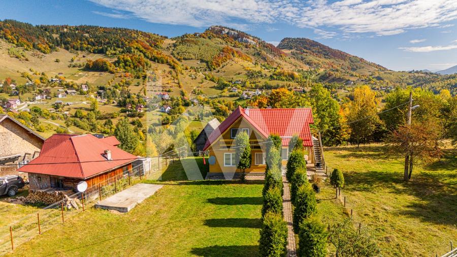 Casă individuală cu 4 camere cu Teren 1045 Mp în Măgura