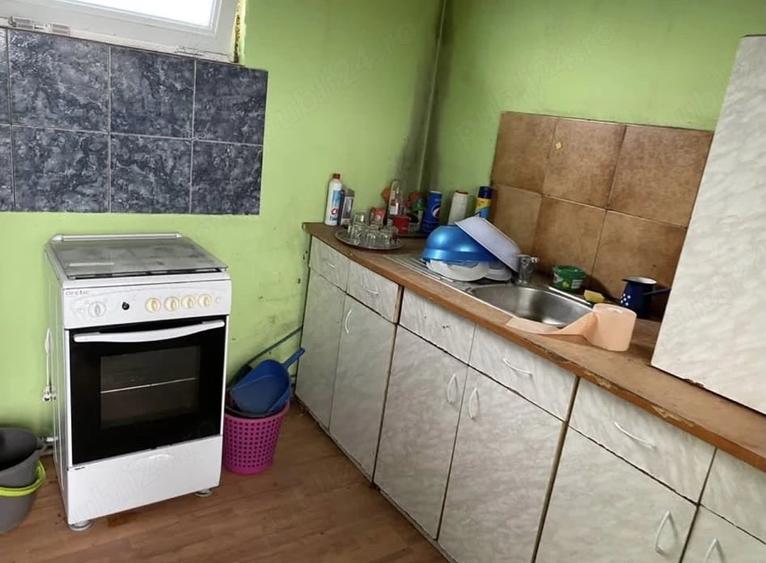 Casă cu 2 camere cu Teren 980 Mp în Moșoaia