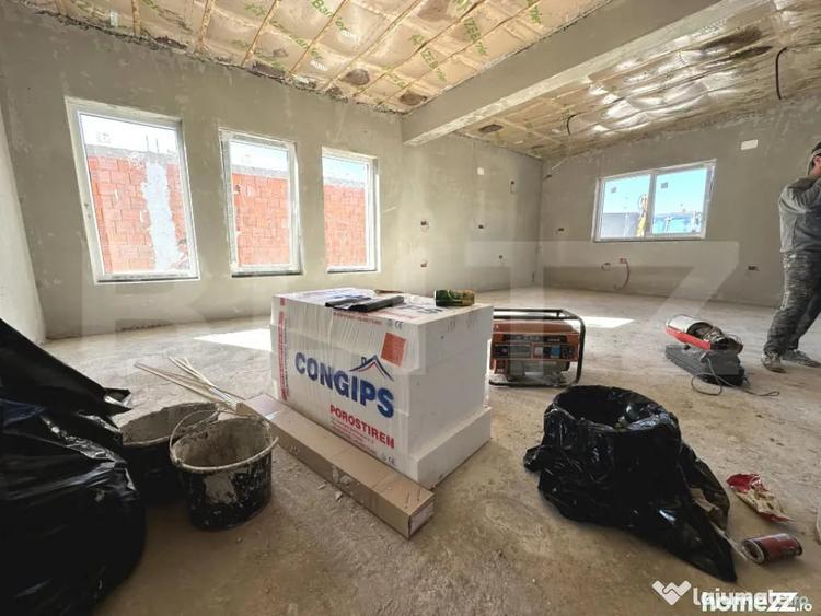Casă cu 4 camere cu Teren 520 Mp în Sântandrei