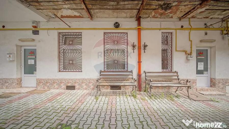 Spațiu comercial, de 66 mp, în Central