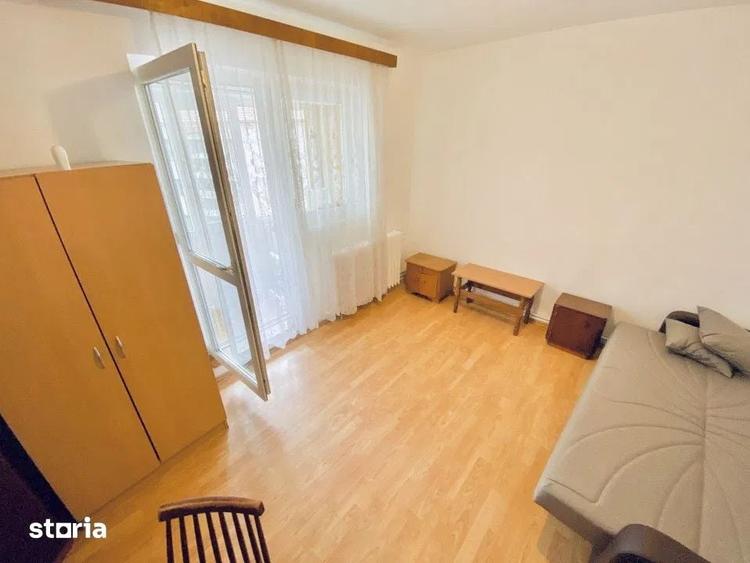 Garsonieră decomandată în Central