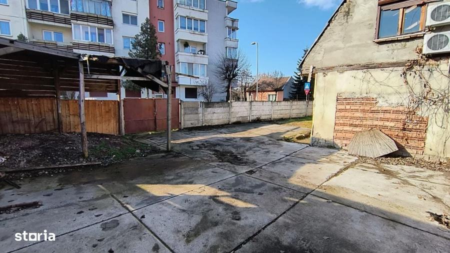 Casă cu 4 camere în 7 Noiembrie