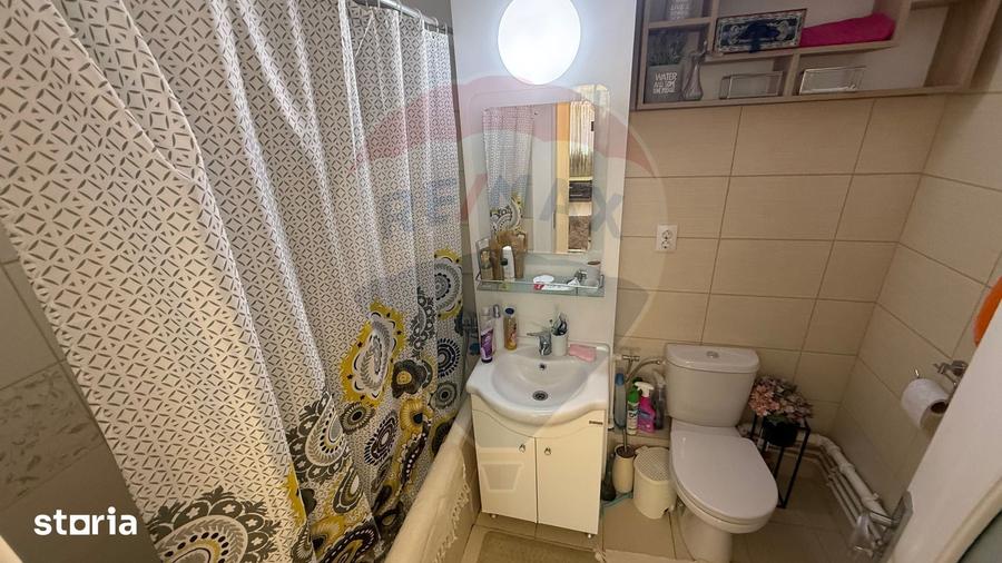 Apartament cu 3 camere în Traian