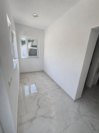Casă individuală cu 2 camere cu Canalizare în Săsar