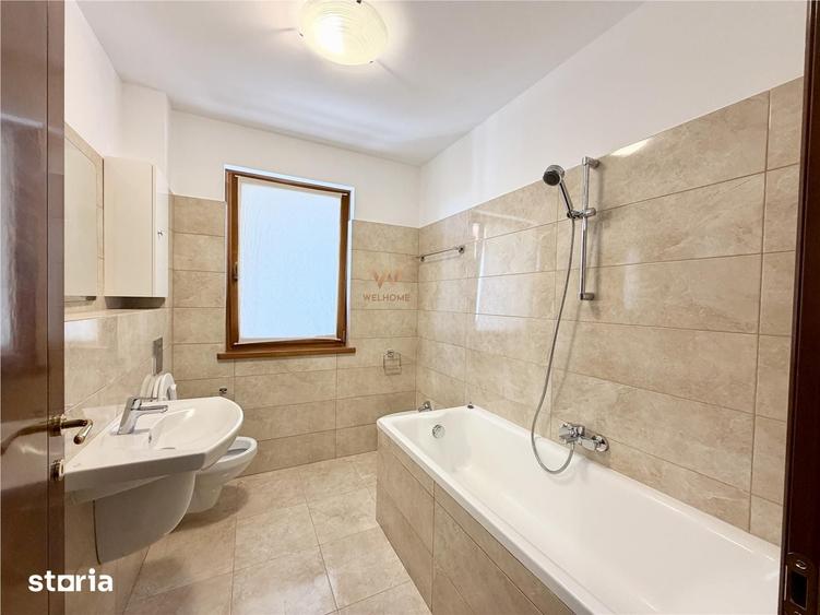 Apartament cu 3 camere în Calea Dumbrăvii