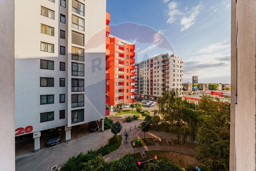 Apartament cu 3 camere decomandat, mobilat în Banu Mărăcine
