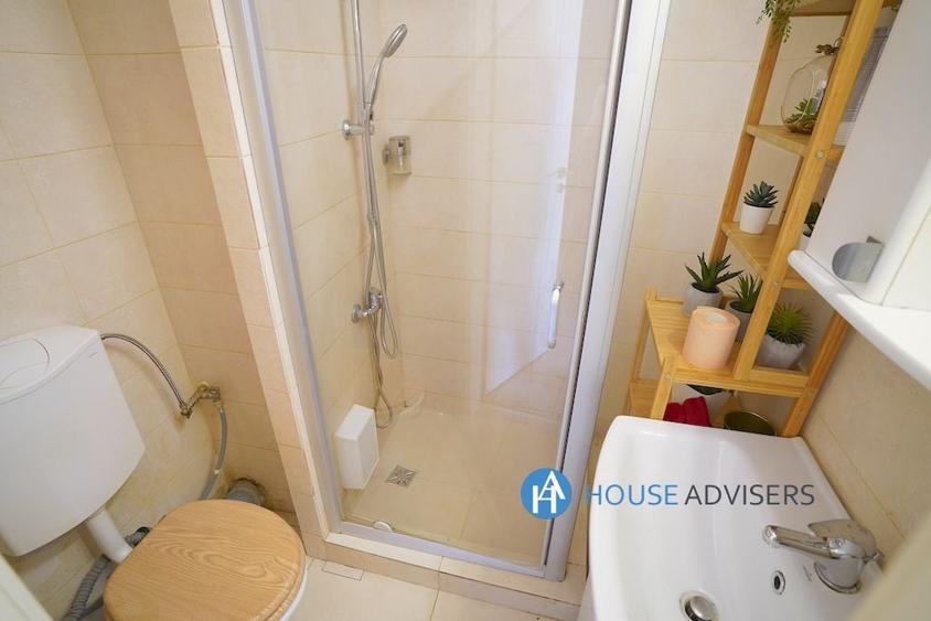 Apartament cu 2 camere, mobilat în Universitate