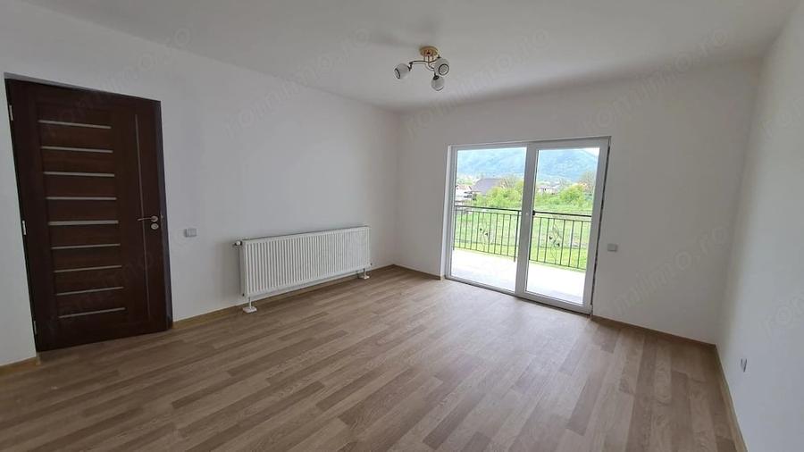 Casă cu 4 camere cu Teren 380 Mp în Central