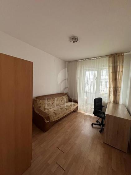 Apartament cu 2 camere decomandat, mobilat în Mărăști