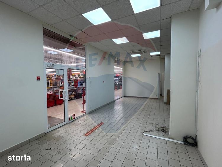 Spațiu comercial, de 58 mp, în Central