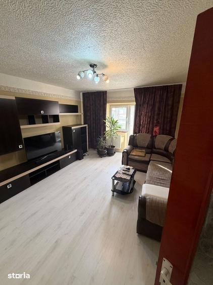 Vanzare apartament 3 camere zona 13 septembrie - 14