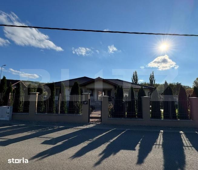 Casă cu 4 camere cu Teren 948 Mp în Ciugud