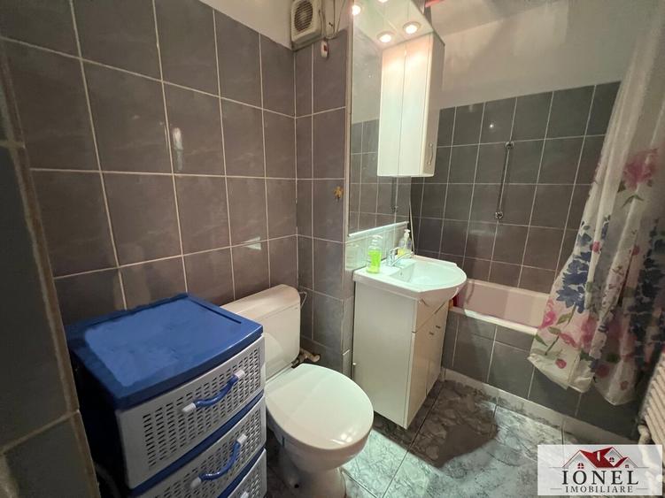 Apartament cu 2 camere în Cetate