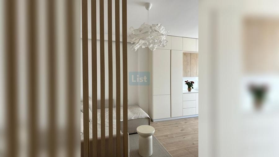 Apartament cu 2 camere semidecomandat, mobilat în Florești