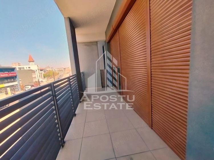 Apartament cu 2 camere decomandat în Complex Studențesc