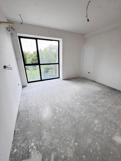 Apartament cu 3 camere decomandat în Iancu Nicolae