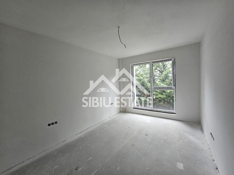 Apartament cu 3 camere decomandat în Vest