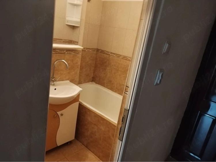 Garsonieră decomandată în Exterior Vest