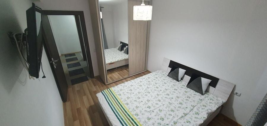 Apartament cu 2 camere decomandat în Fundeni