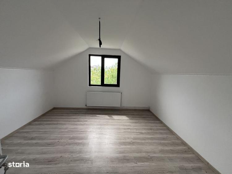 Casă cu 4 camere în Valu lui Traian