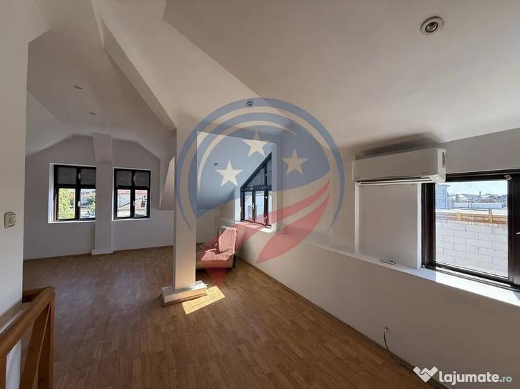 Casă cu 7 camere cu Teren 372 Mp în Central