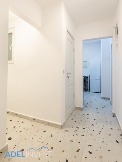 Apartament cu 3 camere semidecomandat, mobilat în Universitate