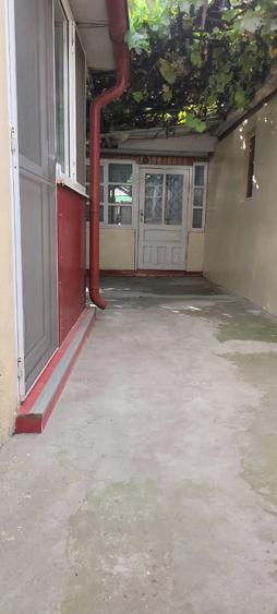 Casă cu 5 camere cu Teren 250 Mp în Micro 13
