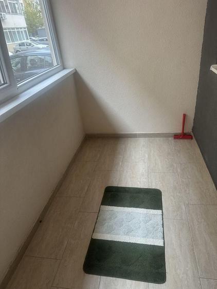 Apartament cu 2 camere decomandat, mobilat în Apărătorii Patriei