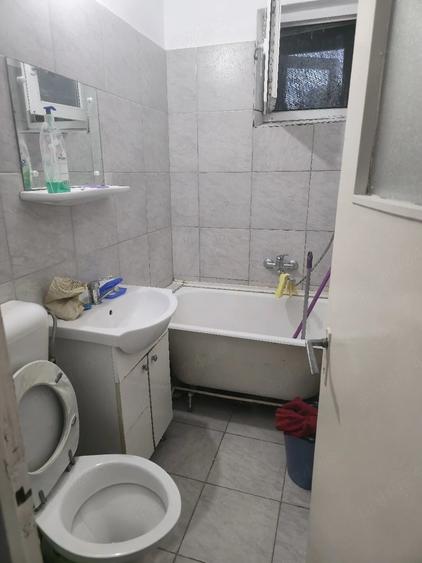Apartament cu 2 camere semidecomandat în Gemenii