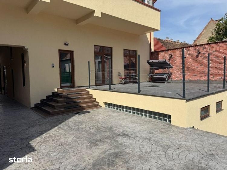 Spațiu comercial, de 270 mp, în Ultracentral