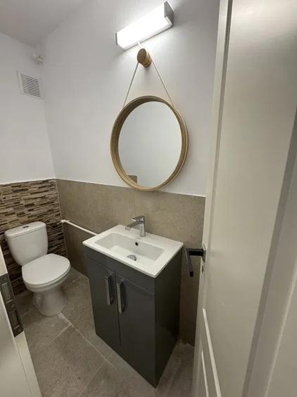 Apartament cu 3 camere decomandat în Ștefan cel Mare