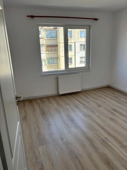 De vanzare apartament 2 camere,confort 1 - 1