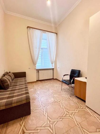 Apartament cu 2 camere decomandat în Chitila