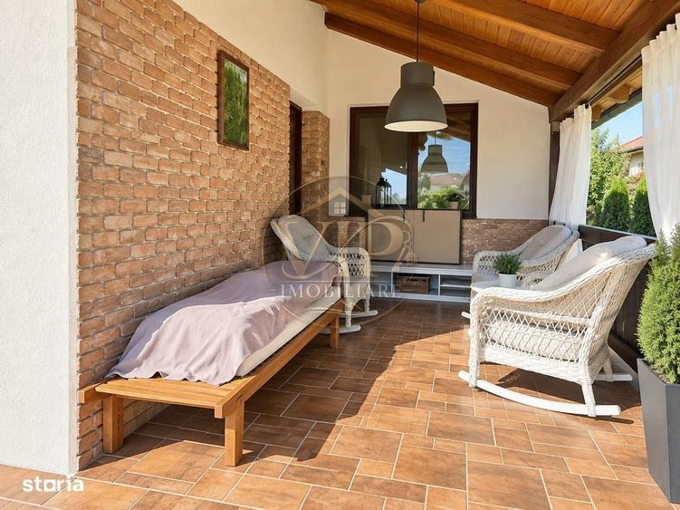 Casă cu 4 camere cu Teren 700 Mp în Cetate
