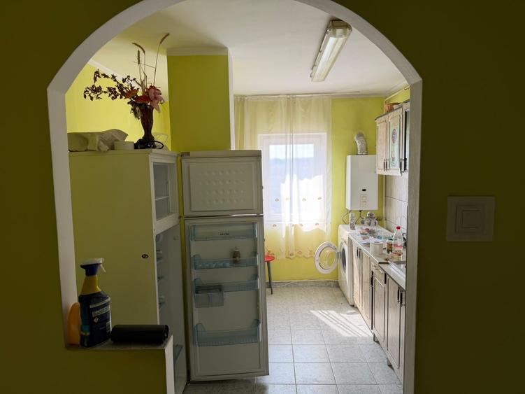 Apartament de vanzare - 4